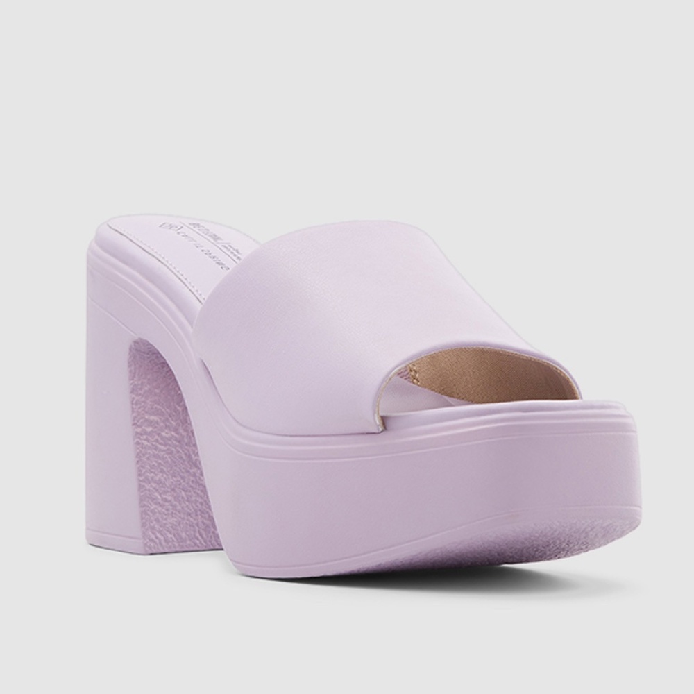 Call it Spring PALOMAA Platform Sandals in Violet Purple